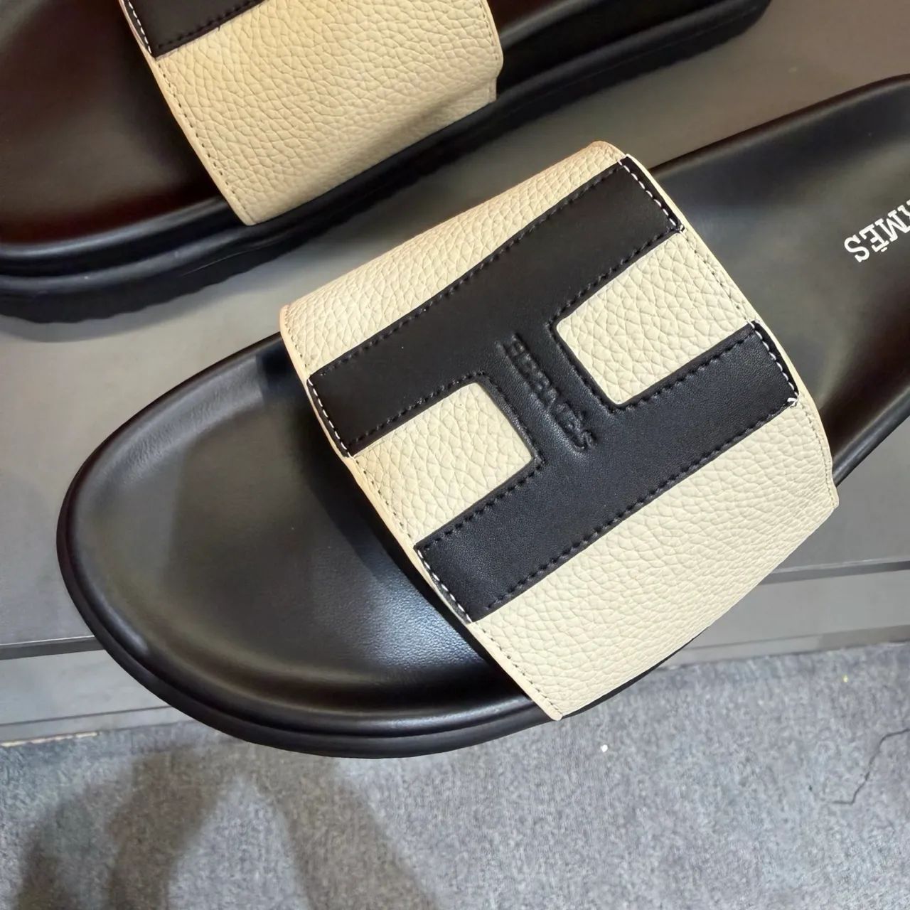 Slide Hermès masculino  - Foto 2