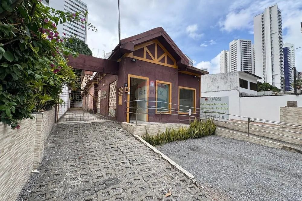 Loja com Vitrine na Av. Santos-Dumont | Aflitos  Recife