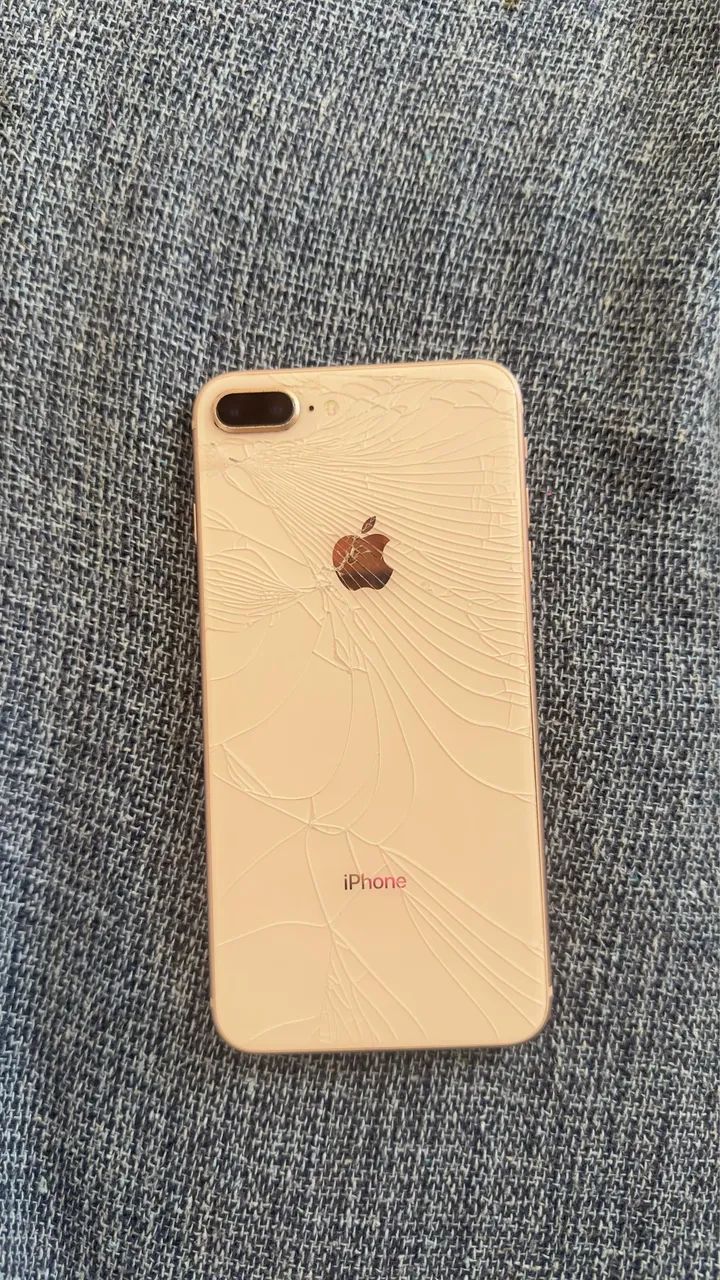 iPhone 8 plus traseira quebrada - Foto 4