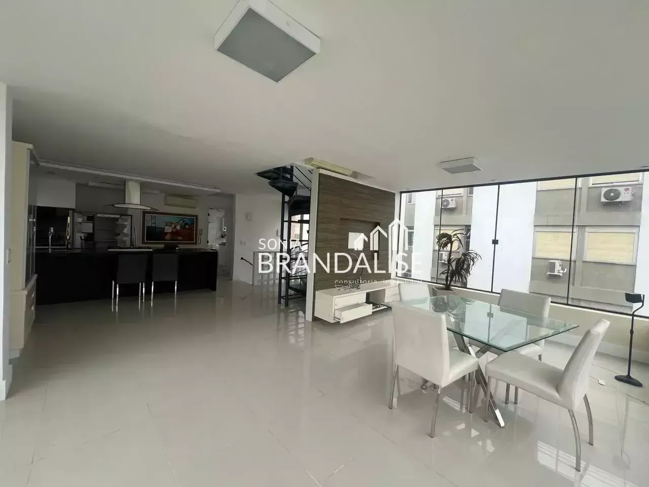 Cobertura Triplex com 4 dormitórios à venda no Centro, Florianópolis - Foto 2