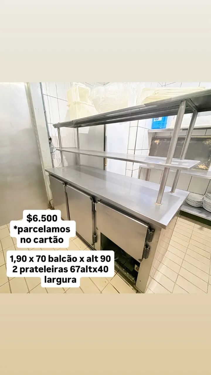 BALCÃO REFRIGERADO COM PRATELEIRA EM INOX