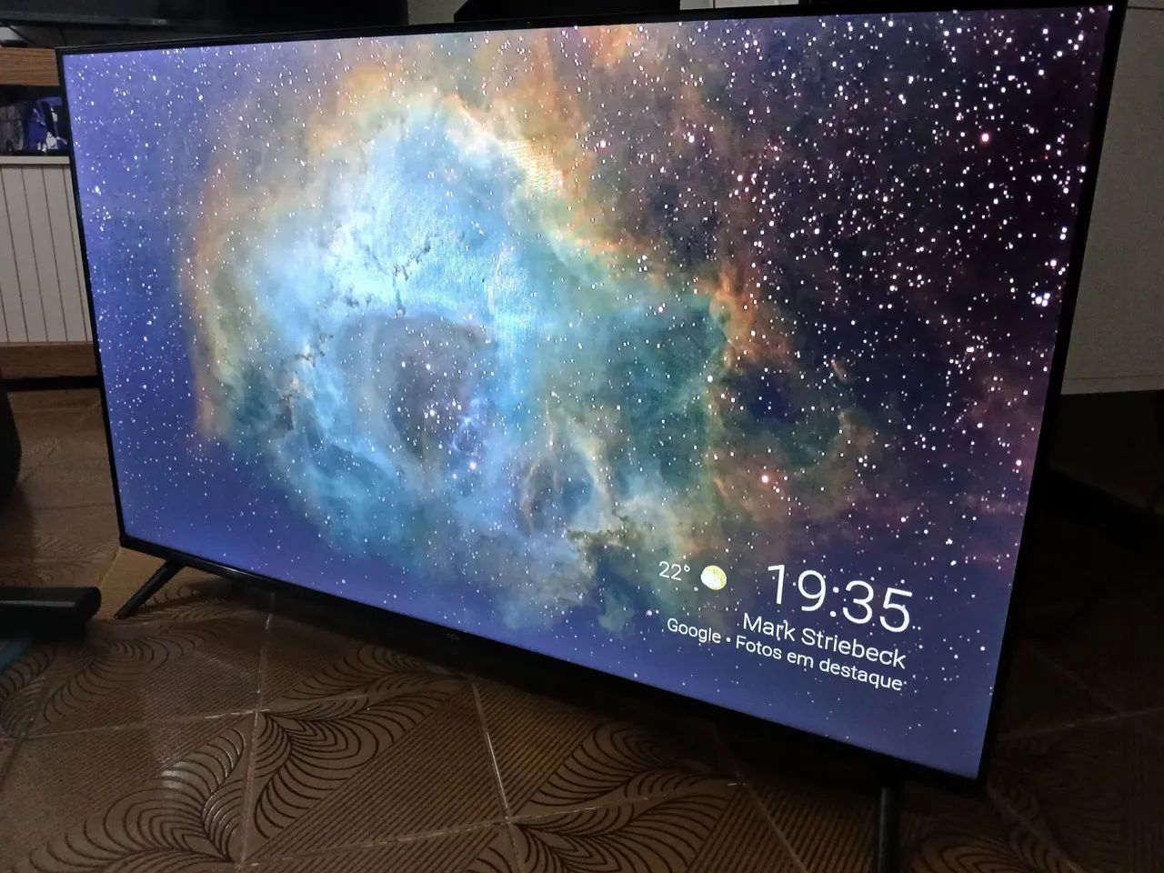 Tv Smart 43 Android Bluetooth comando VoZ DESIGN infinito Tela 