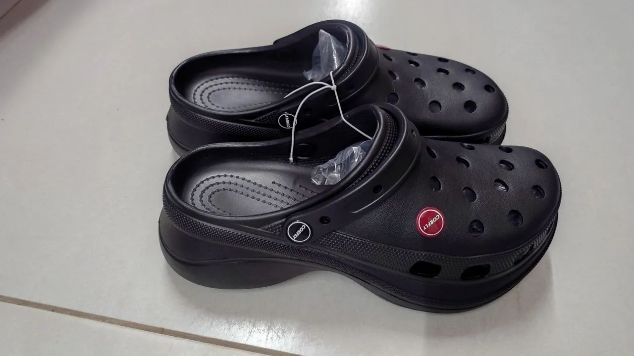 Crocs 