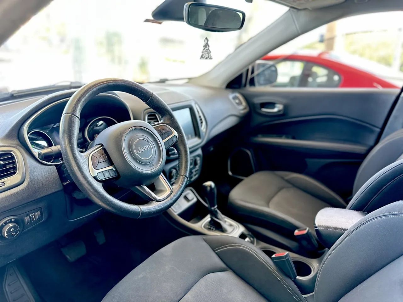 Jeep Compass Longitude 2.0 4X2 Flex 16V Aut. 2017 - Foto 4