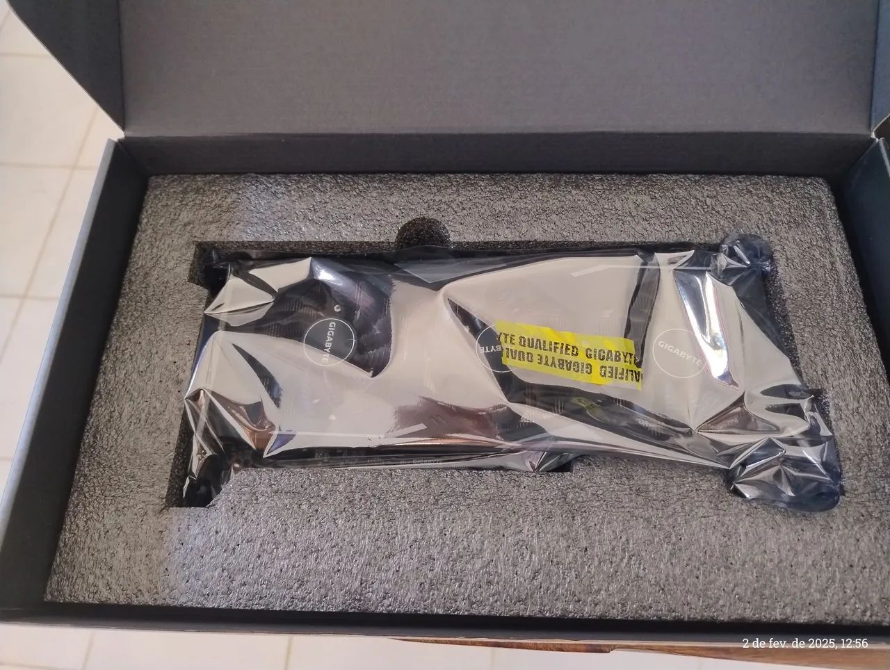 Placa de vídeo RX5600XT Gigabyte - Foto 2