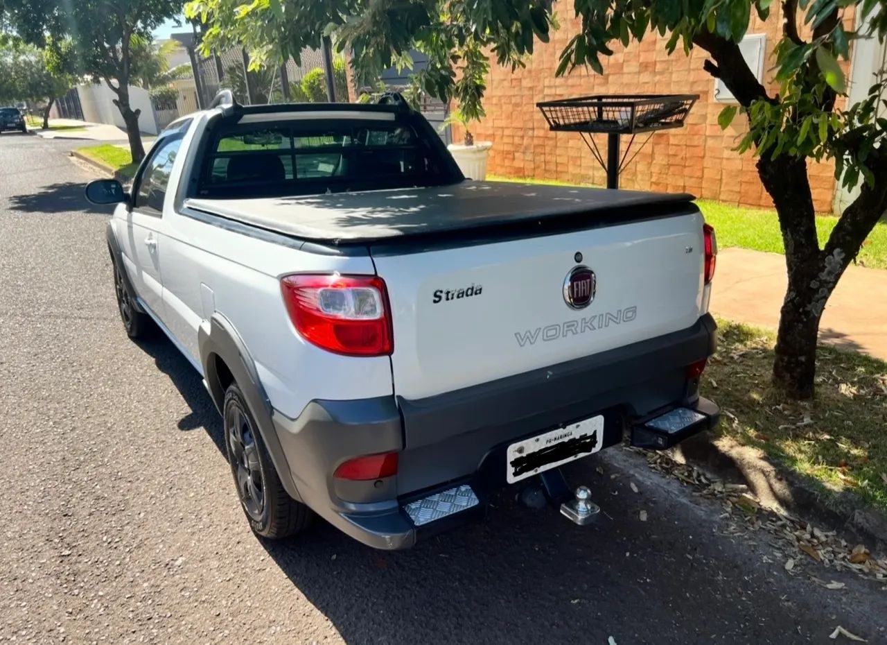 Fiat Strada Working Hard 1.4 Fire Flex 8V CS 2017 - Foto 4