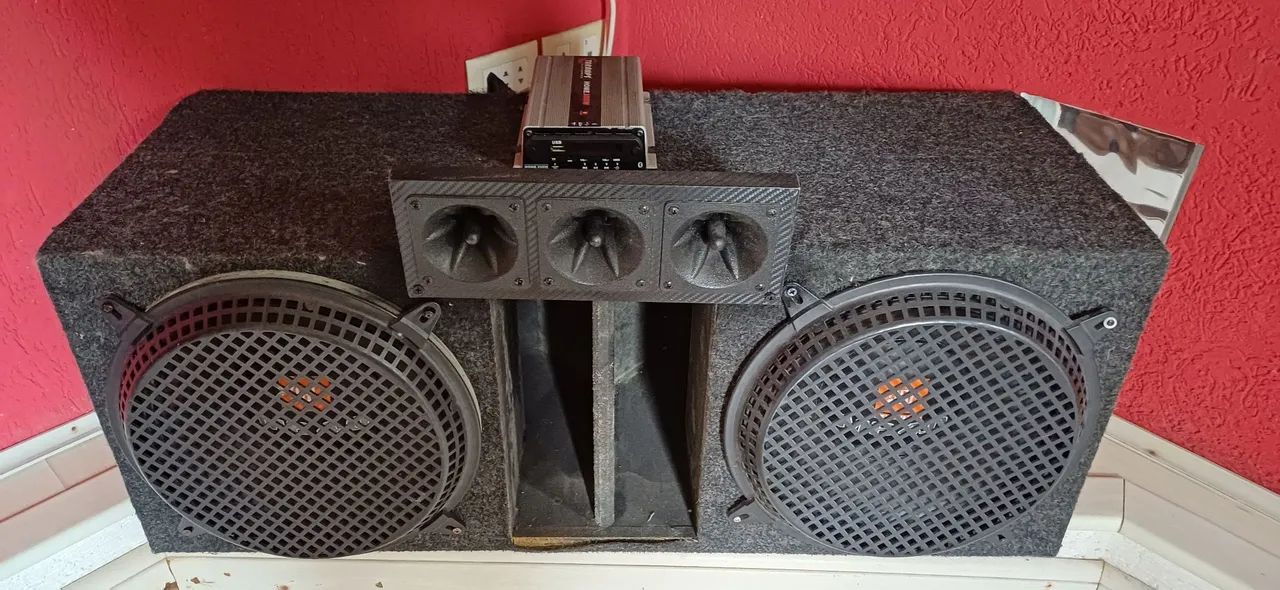 Som JBL com modulo taramps