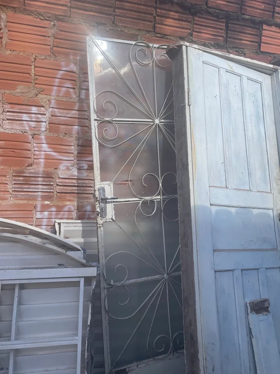 Portas e janelas usadas446558535052185602