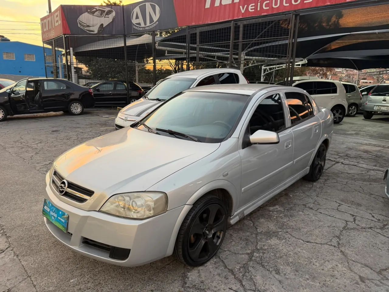 Chevrolet Astra 2.0 8V/ CD 2.0 8V Hatchback 5p Mec, foto 5 de 6