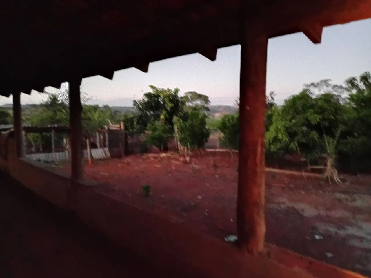 Vendo chacara 2000,metros na fazenda poções perto da noite a 8 km de ouro verde e 10km de  - Foto 2
