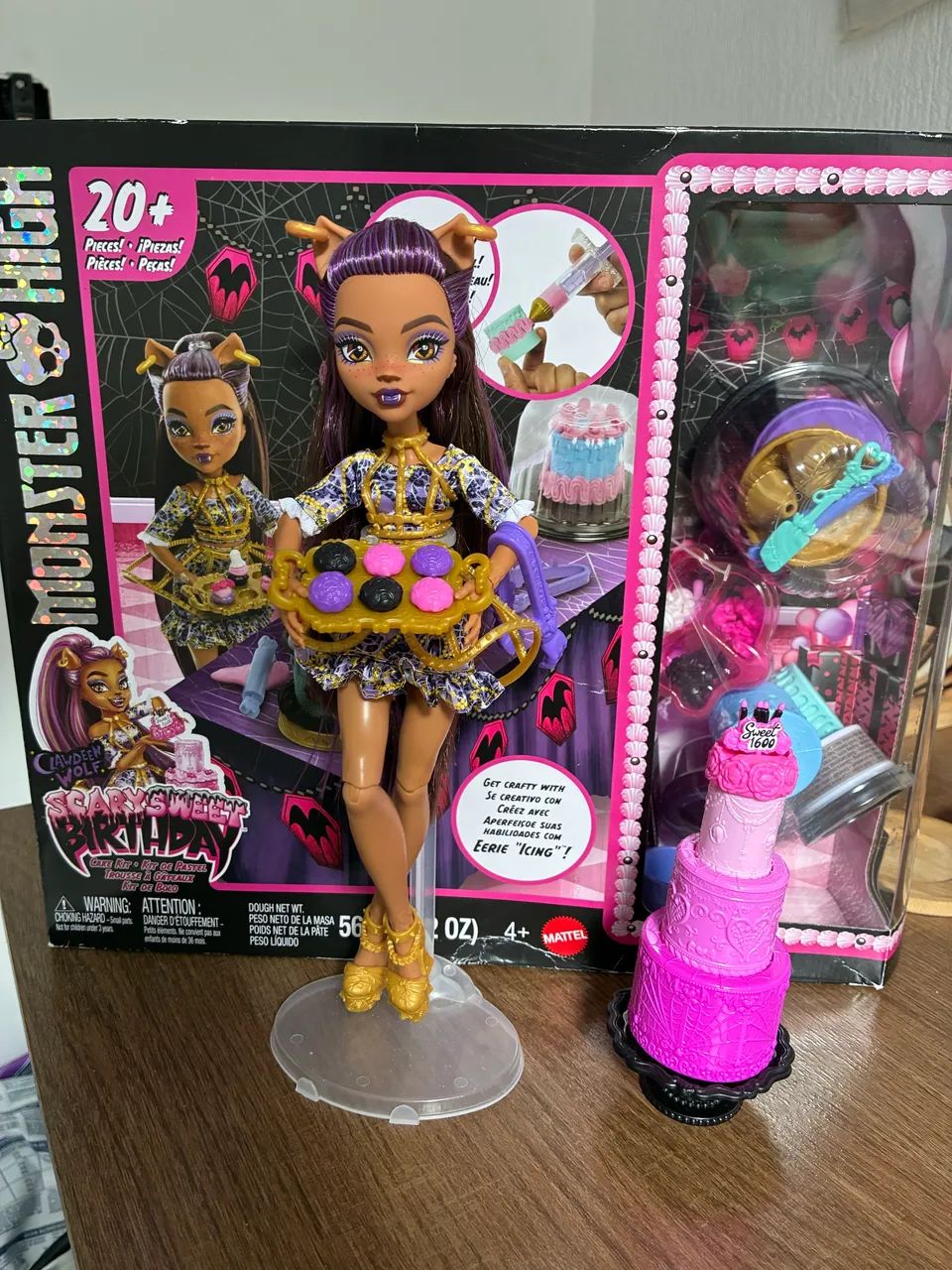 Clawdeen Scary sweet birthday completa