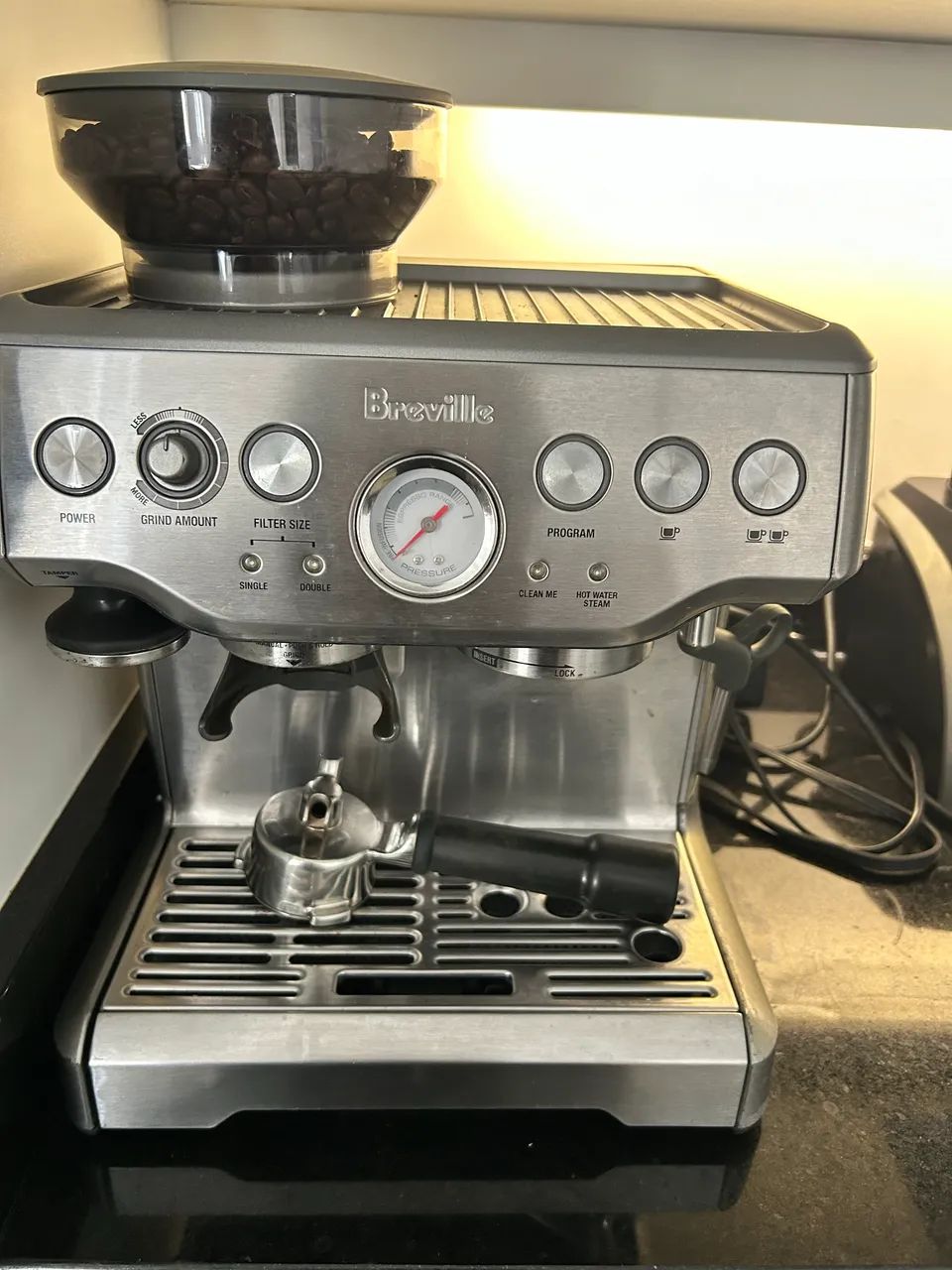 Máquina de café com moedor de grão  - Foto 4