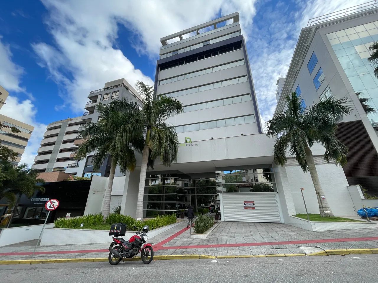 ÓTIMA SALA COMERCIAL PARA ALUGAR NO ITACORUBI!