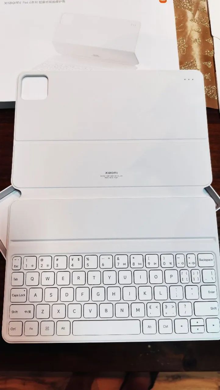 Case Teclado Original Xiaomi Pad 6 - Branca - Nova 