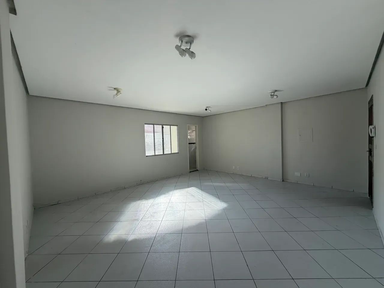 Sala Comercial Rua Para - Vieiralves