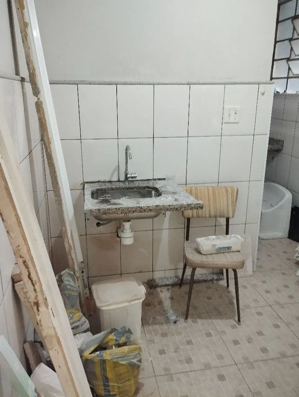Material usado de construção 65566251503617121