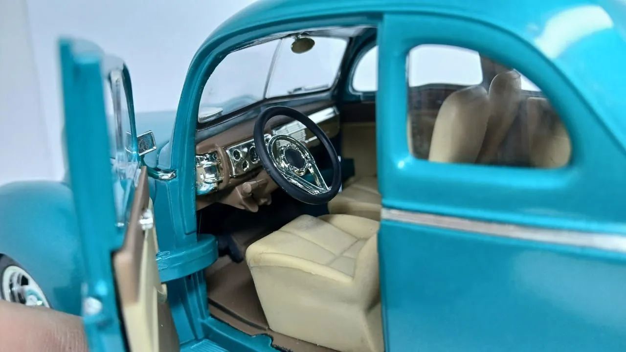 Miniatura Ford Coupê 1940 1/18 - Foto 5