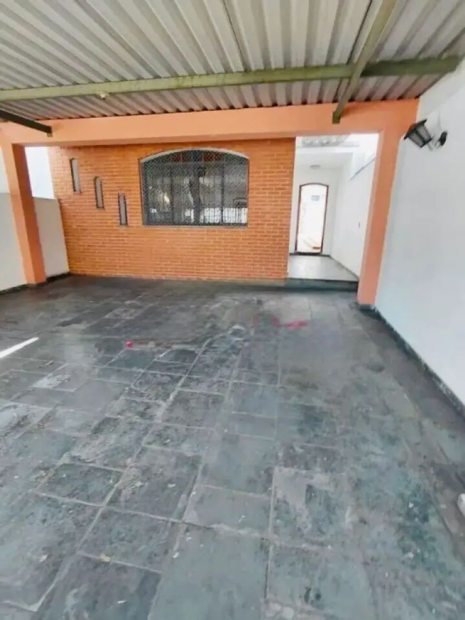 Casa para alugar com 3 quartos, sendo 2 suítes e edícula - próximo do metro FL56 - Foto 3