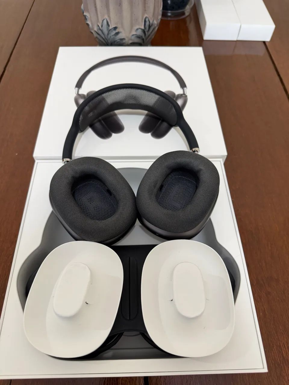 く*こ様 ②未開封Apple AirPods Max Space Gray 本体 AirPods Max Apple Cinza-Espacial (Space Gray) - Completo na Caixa