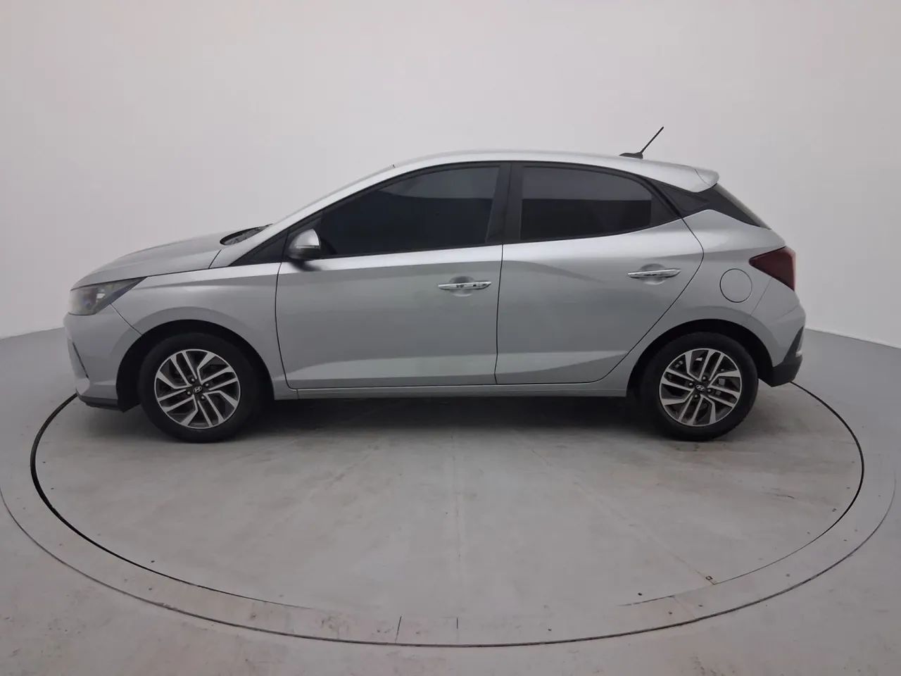Hyundai HB20 Limited 1.0 Flex 12V Mec., foto 2 de 17