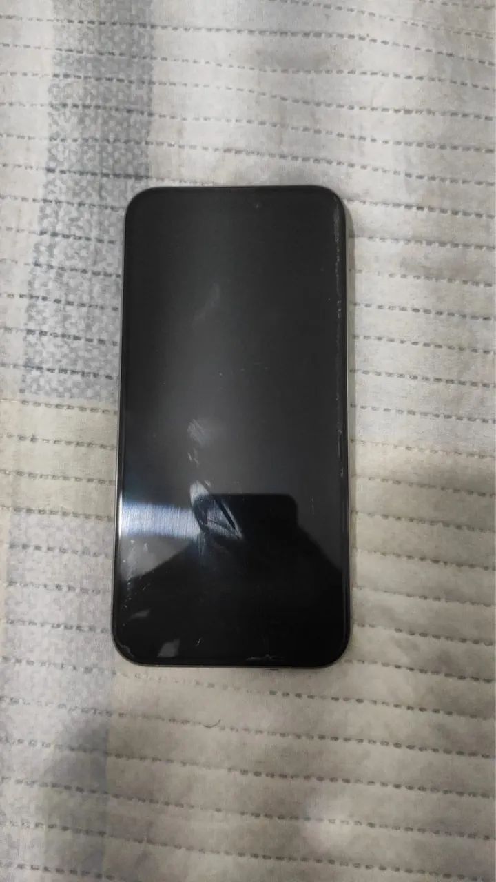 iPhone 15 Pro Max - Foto 2