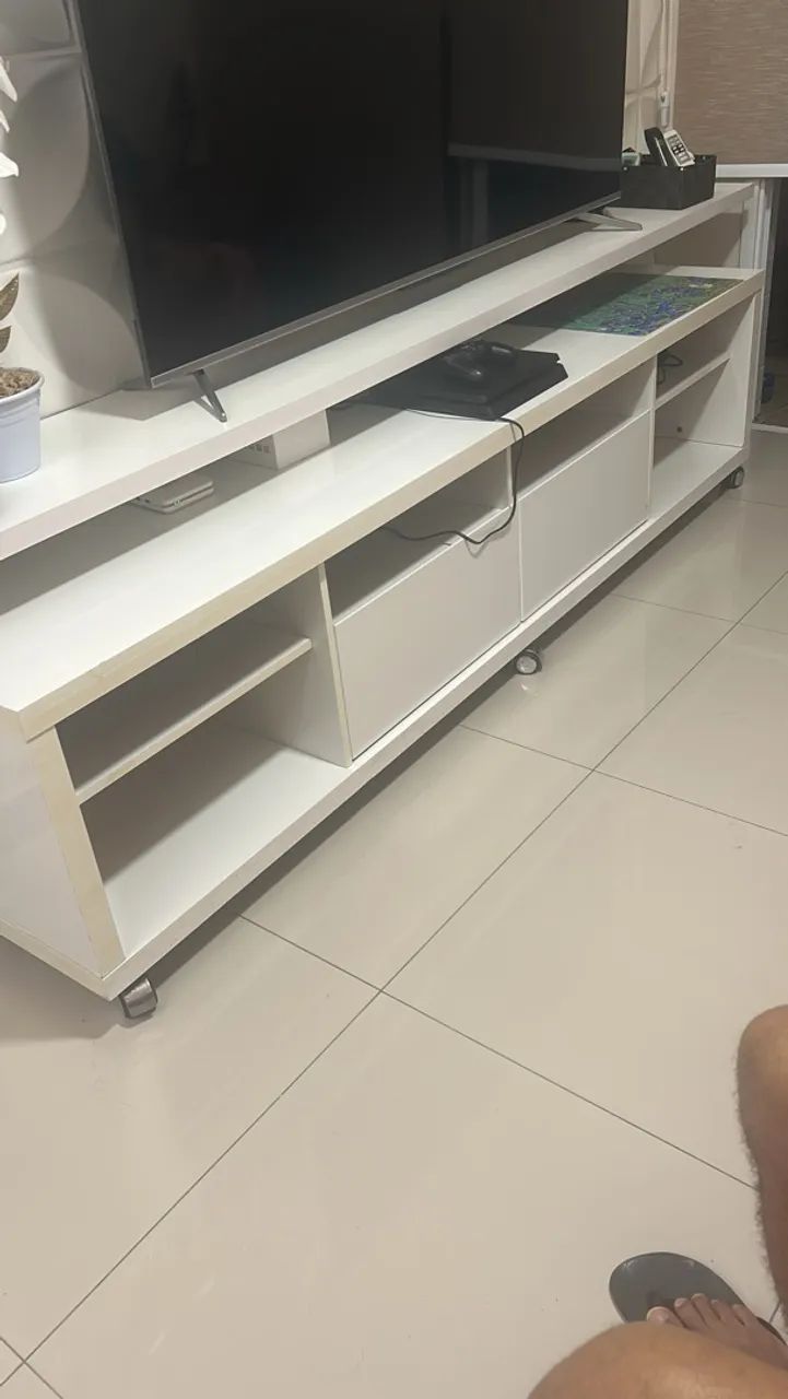 Rack Branco. Ótimo estado. MDF