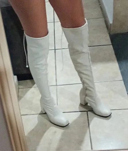 Bota feminina branca  - Foto 3