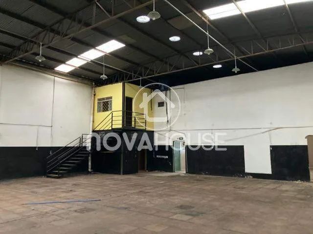 GALPÃO 600 M² | LOJA COM 150 M² COM PISO PORCELANATO. - Foto 4