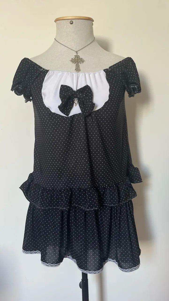 Conjunto dark coquette polkadot preto e branco estilo boneca
