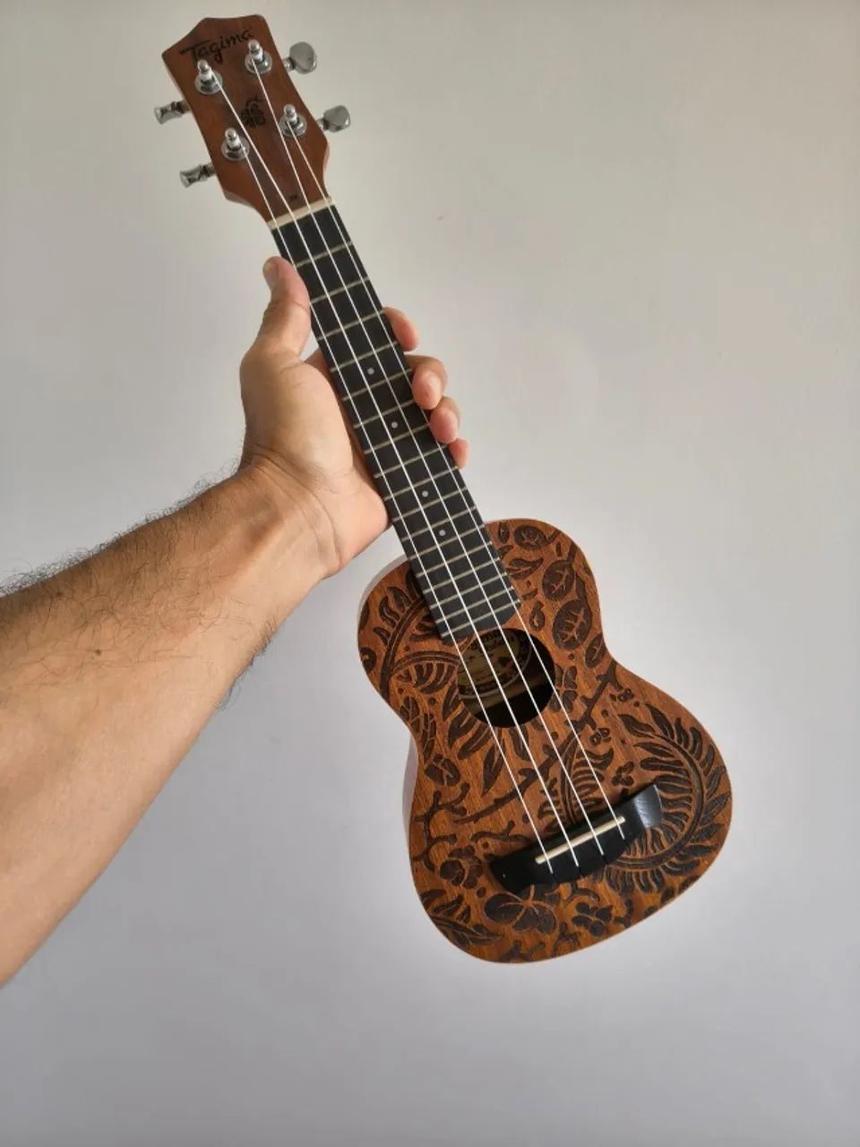 Ukulele Tagima excelente estado de conservação 