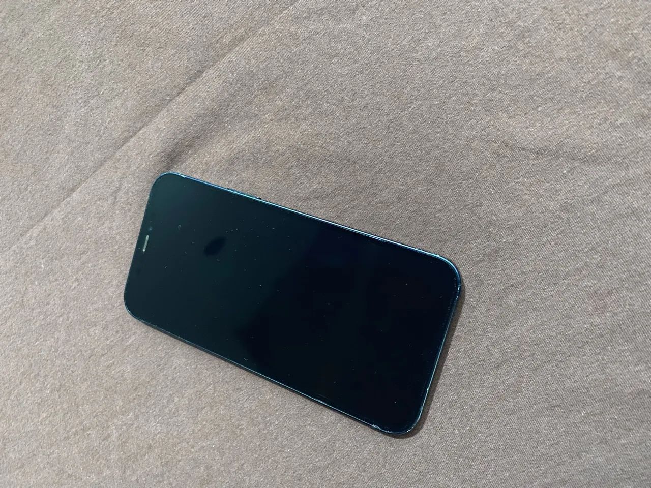 iPhone 12 128GB Azul + Carregador + 3 Capinhas