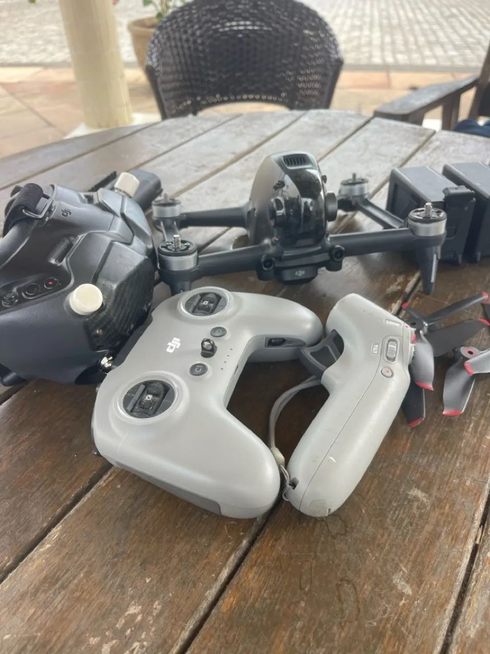 Drone DJI FPV Combo Fly More  - Foto 2