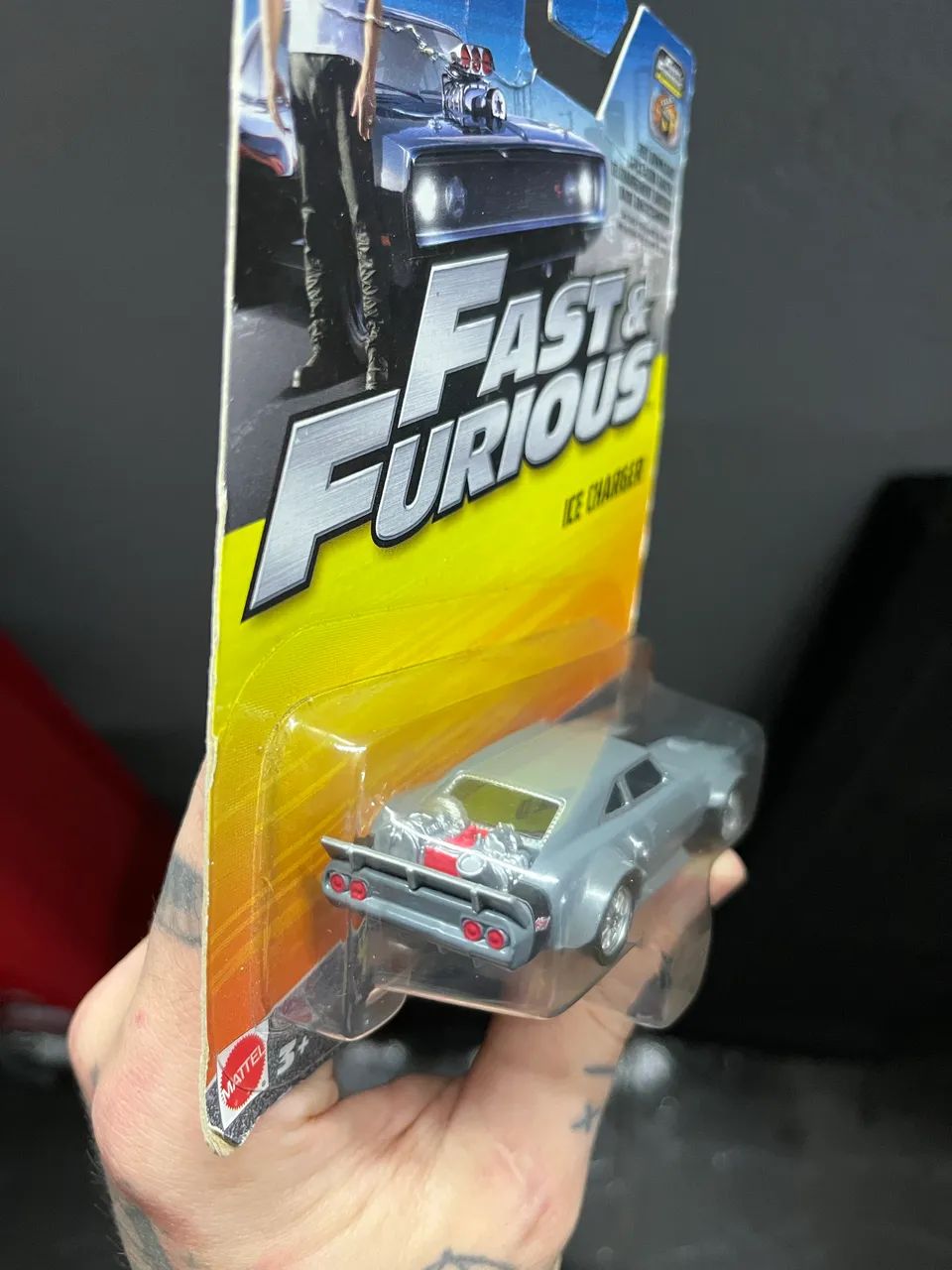 Miniatura Velozes e Furiosos ice charger 1:64 Mattel - Foto 3