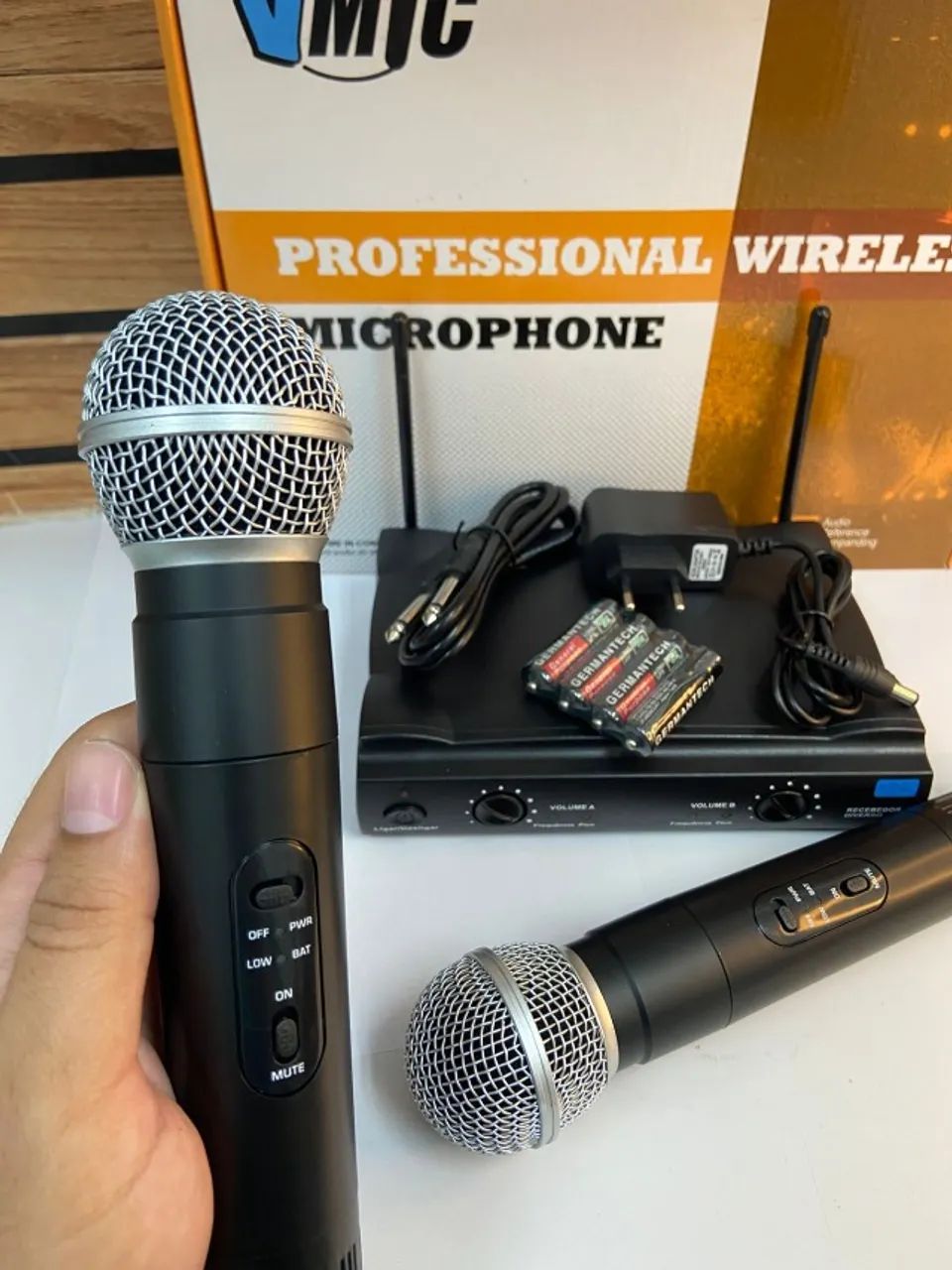 Microfone Sem Fio com Receptor PWM Vmic - Foto 2