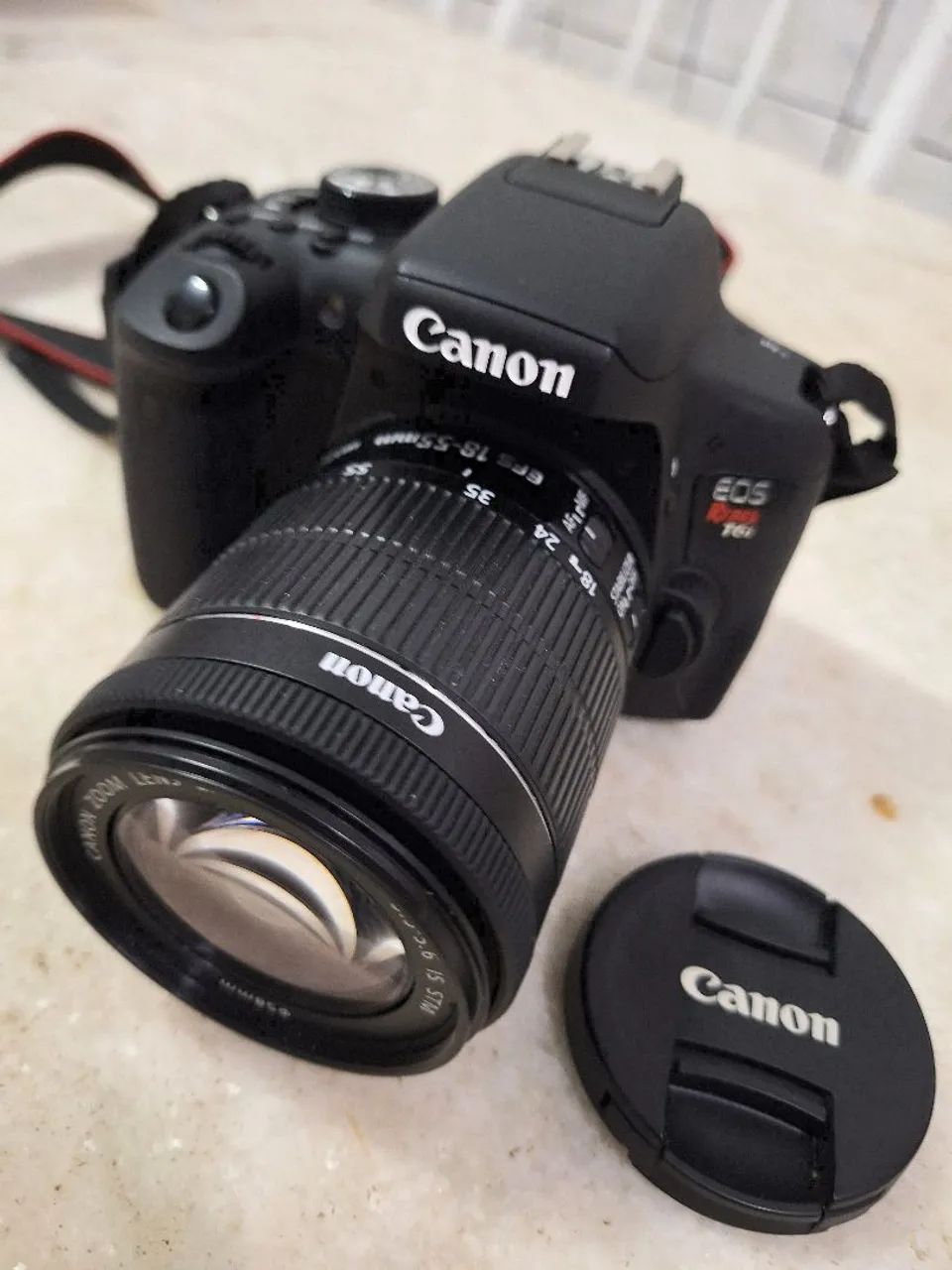 Câmera Canon T6I