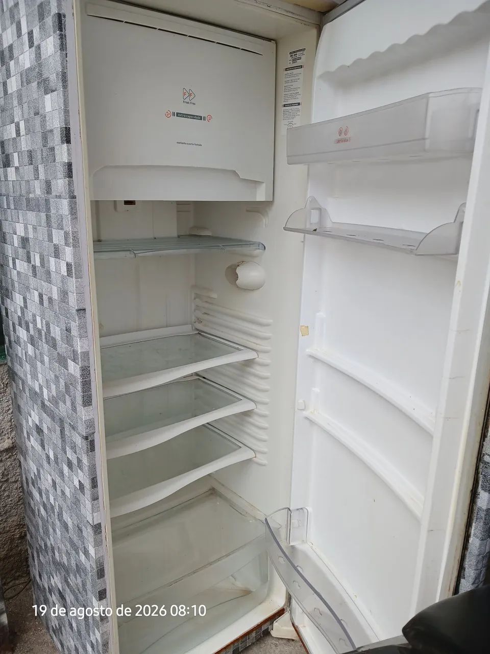 Vendo uma geladeira consul  - Foto 4