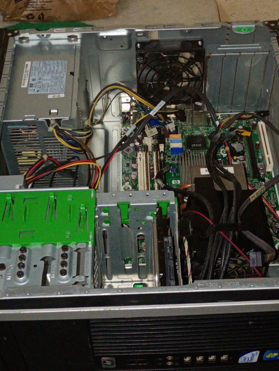 Computador Hp para retirada de peças ou levar ele todo. - Foto 2