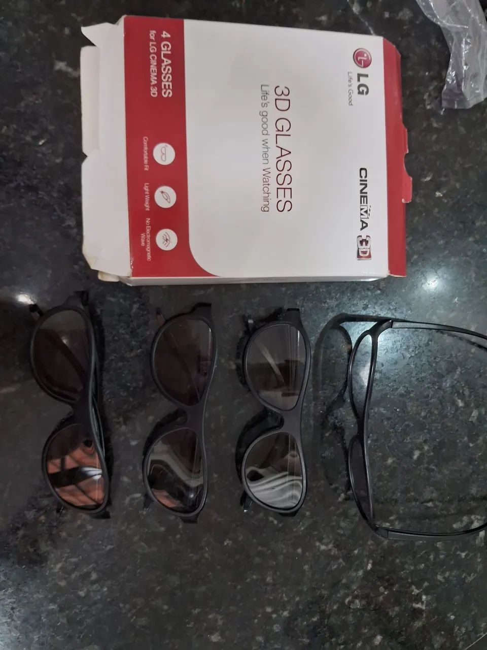 Kit 4 óculos 3d  LG - Foto 5