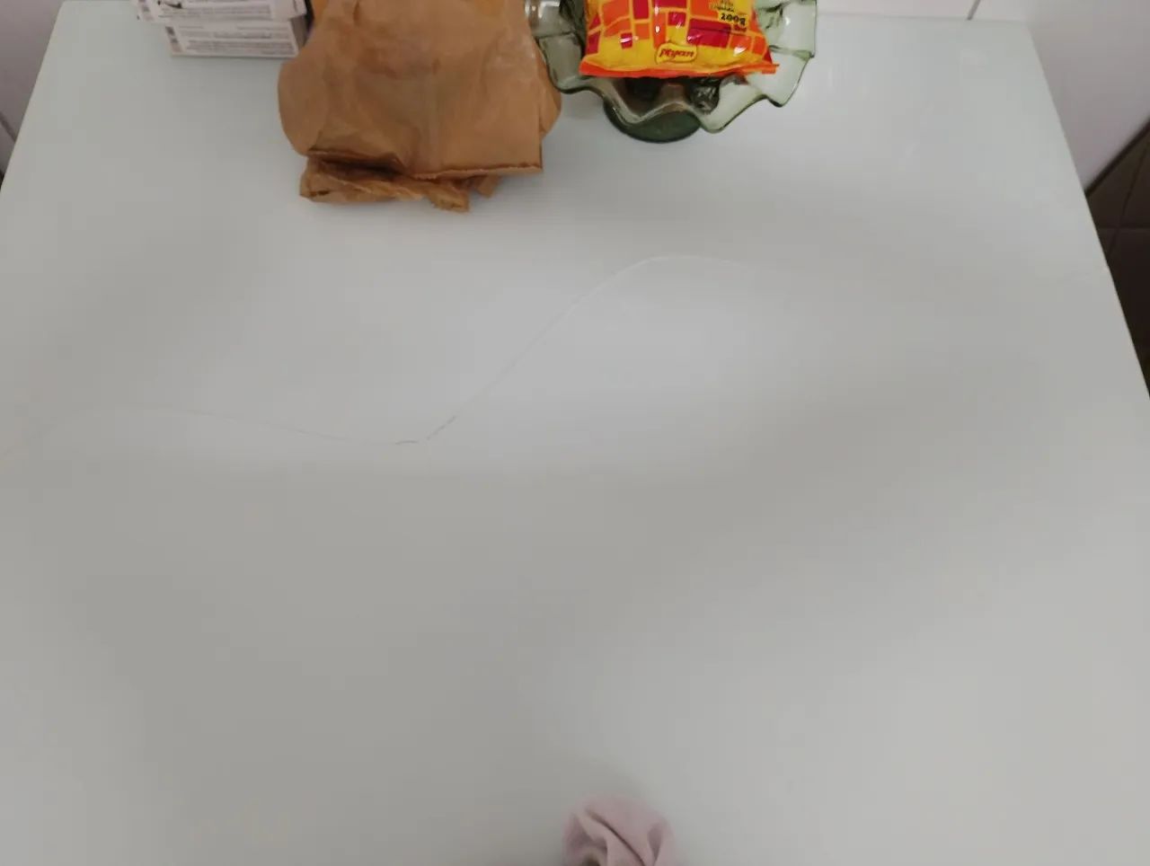 Mesa de vidro com 4 cadeiras estofadas - Foto 3