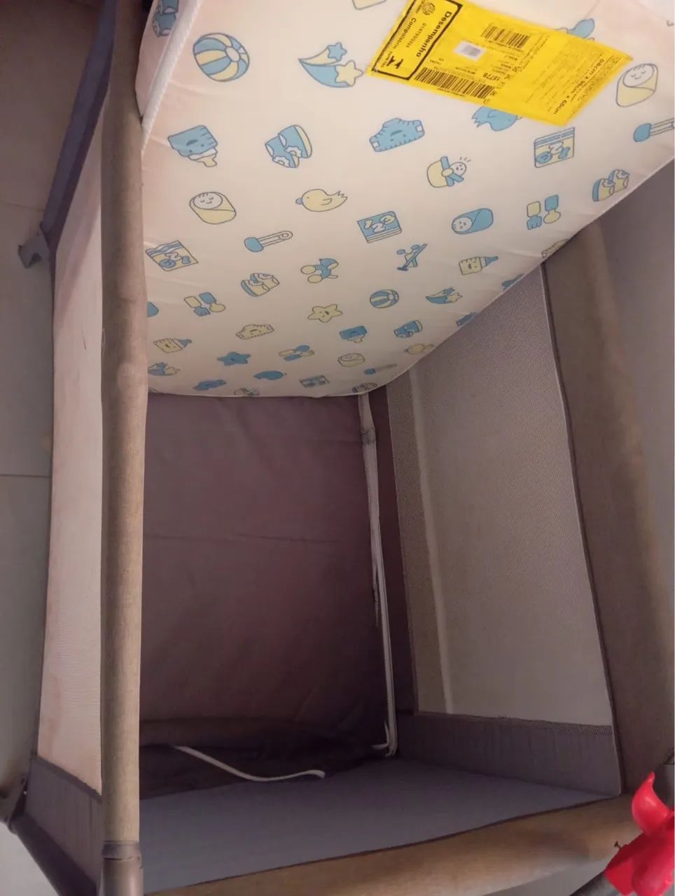 Berço cercado infantil com colchão  - Foto 2