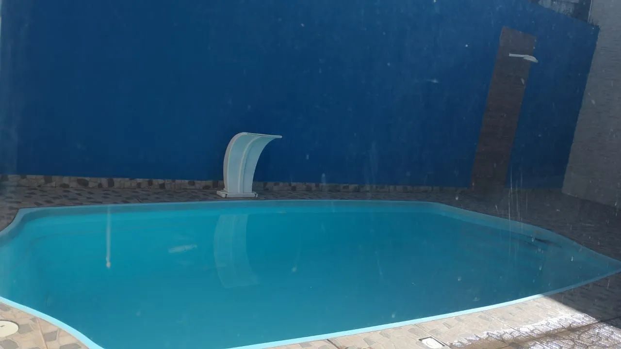Sobrado com piscina em Mairinque 
