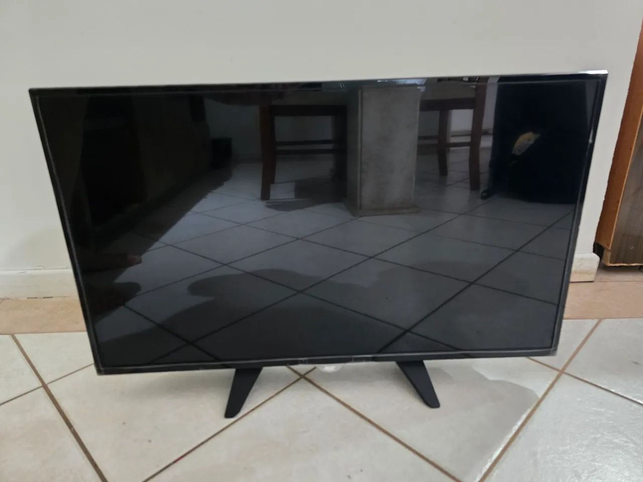 TV/Televisão 32 polegadas AOC / NAO FUNCIONA APENAS PARA RETIRADA DE PEÇAS 