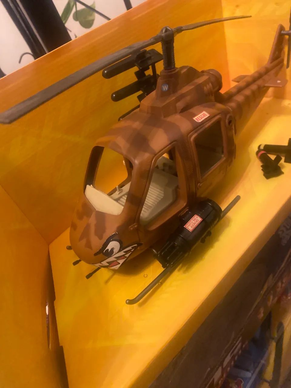 SOS COMANDOS HELICÓPTERO BAD EAGLE ANTIGO com boneco j dean 