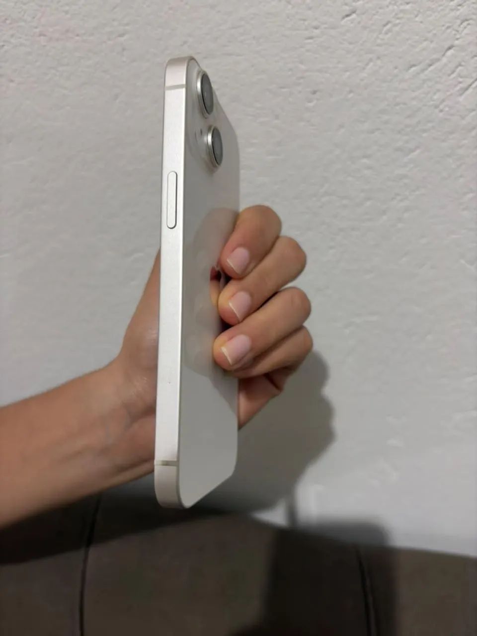 Vendo iPhone 14 com caixa semi novo - Foto 5