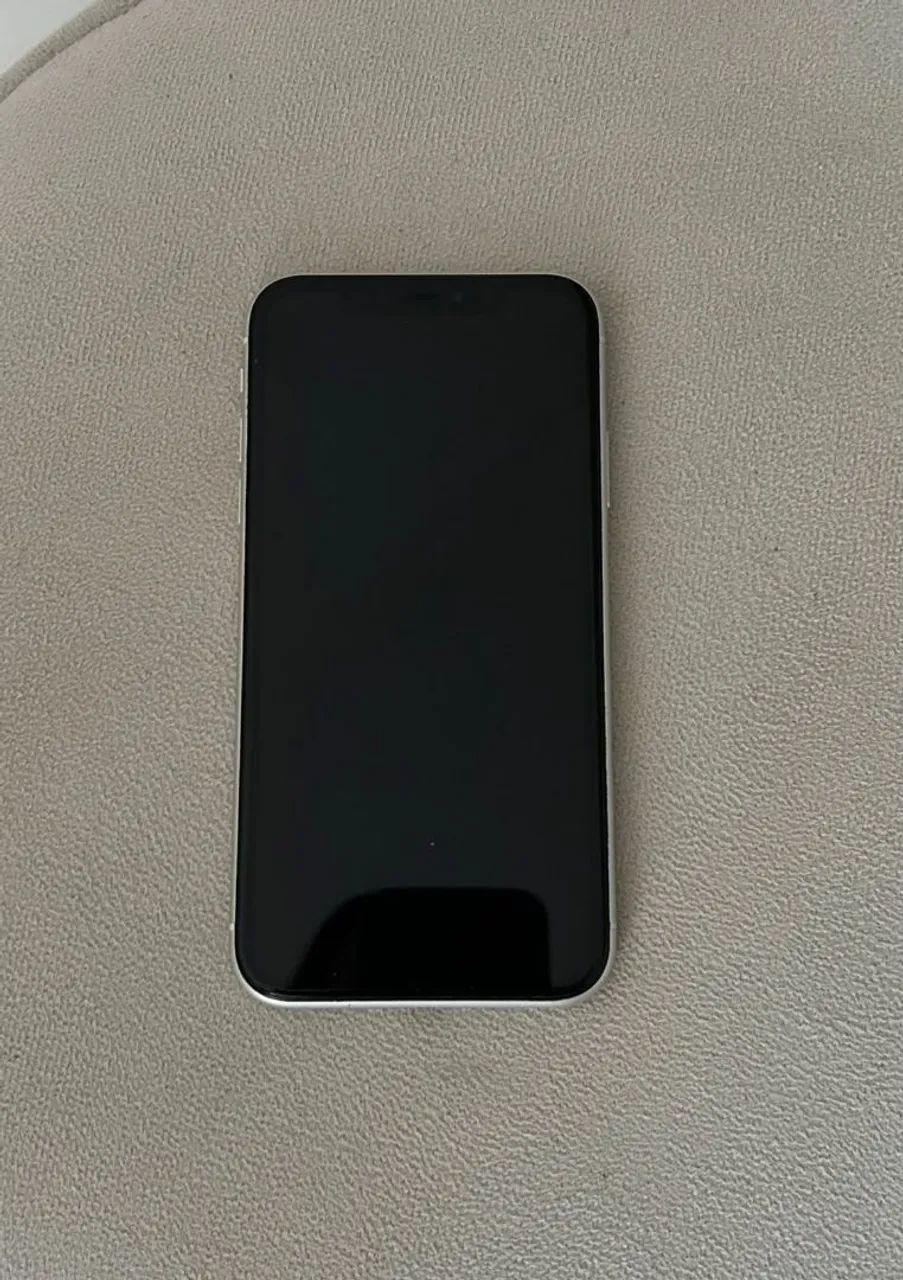 iPhone 11 64Gb Branco