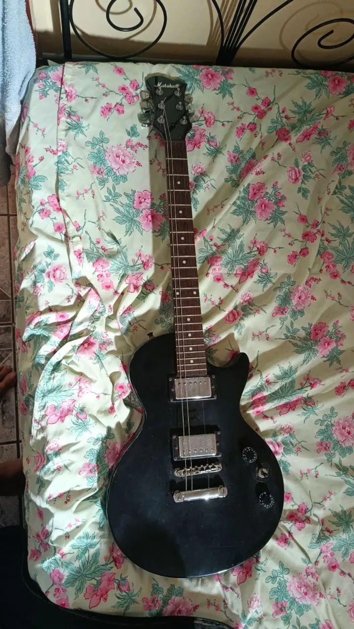 Guitarra machel 