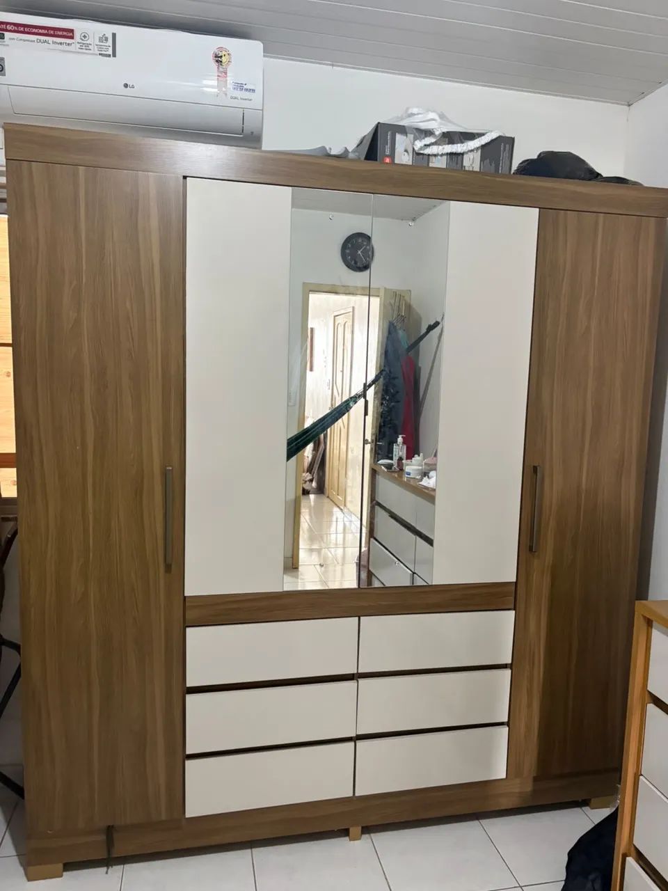 GUARDA ROUPA 