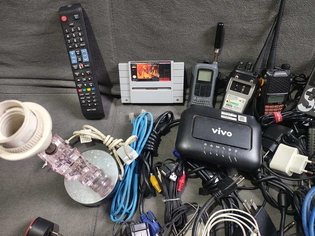 LOTE DE ACESSÓRIOS ELETRÔNICOS - NO ESTADO - Foto 4