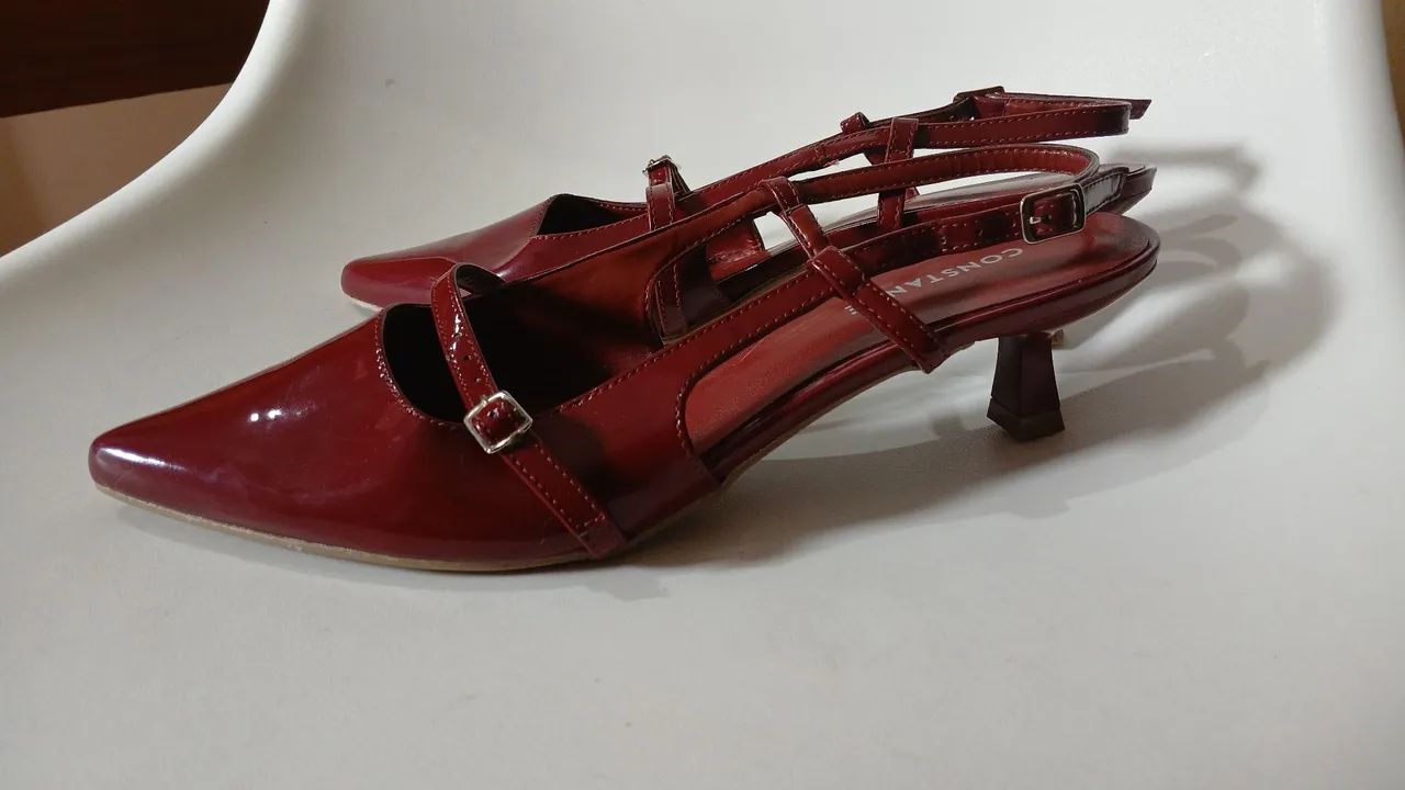 Scarpin Sling-back Constance Bordô - Foto 3