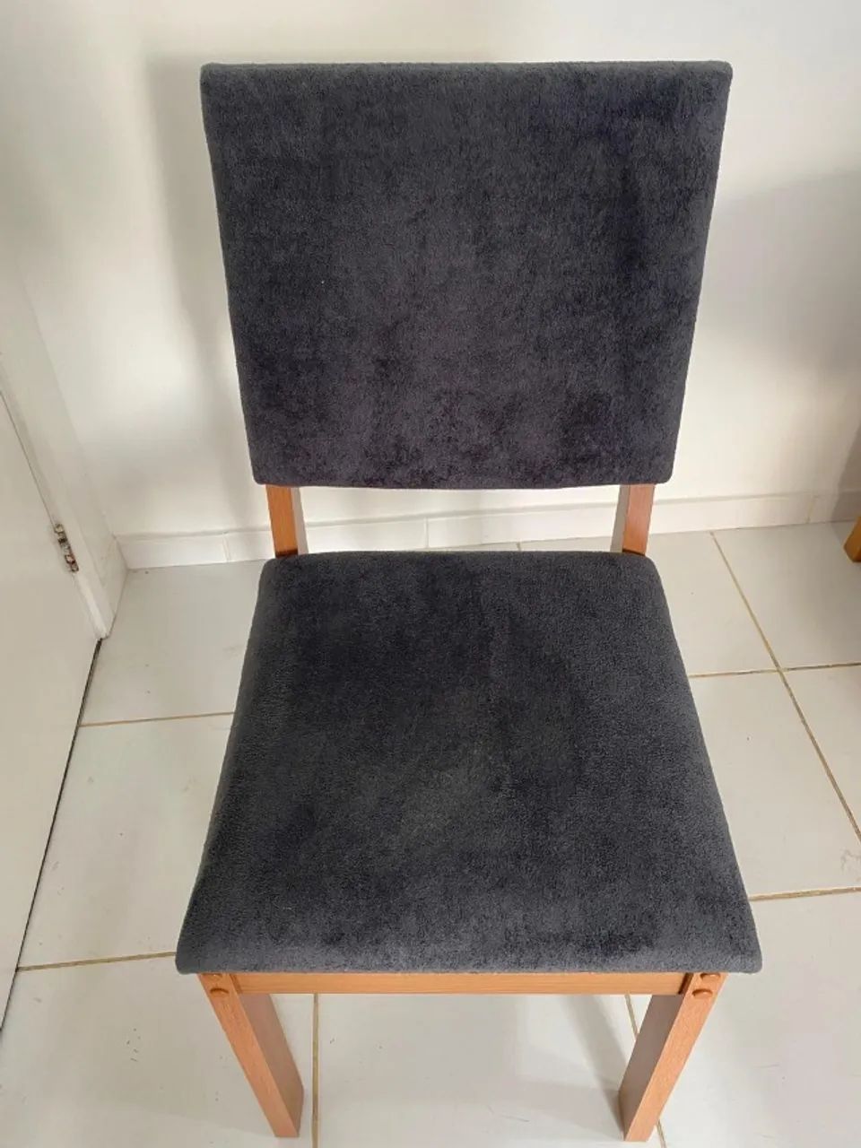mesa de jantar com cadeiras - Foto 2